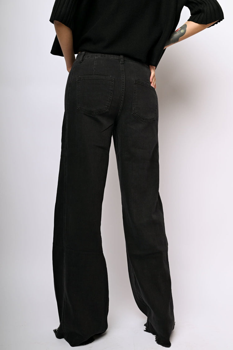 Wide-leg jeans