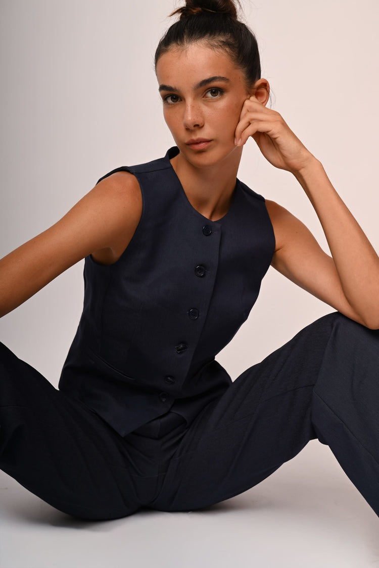 Viscose-blend crewneck vest