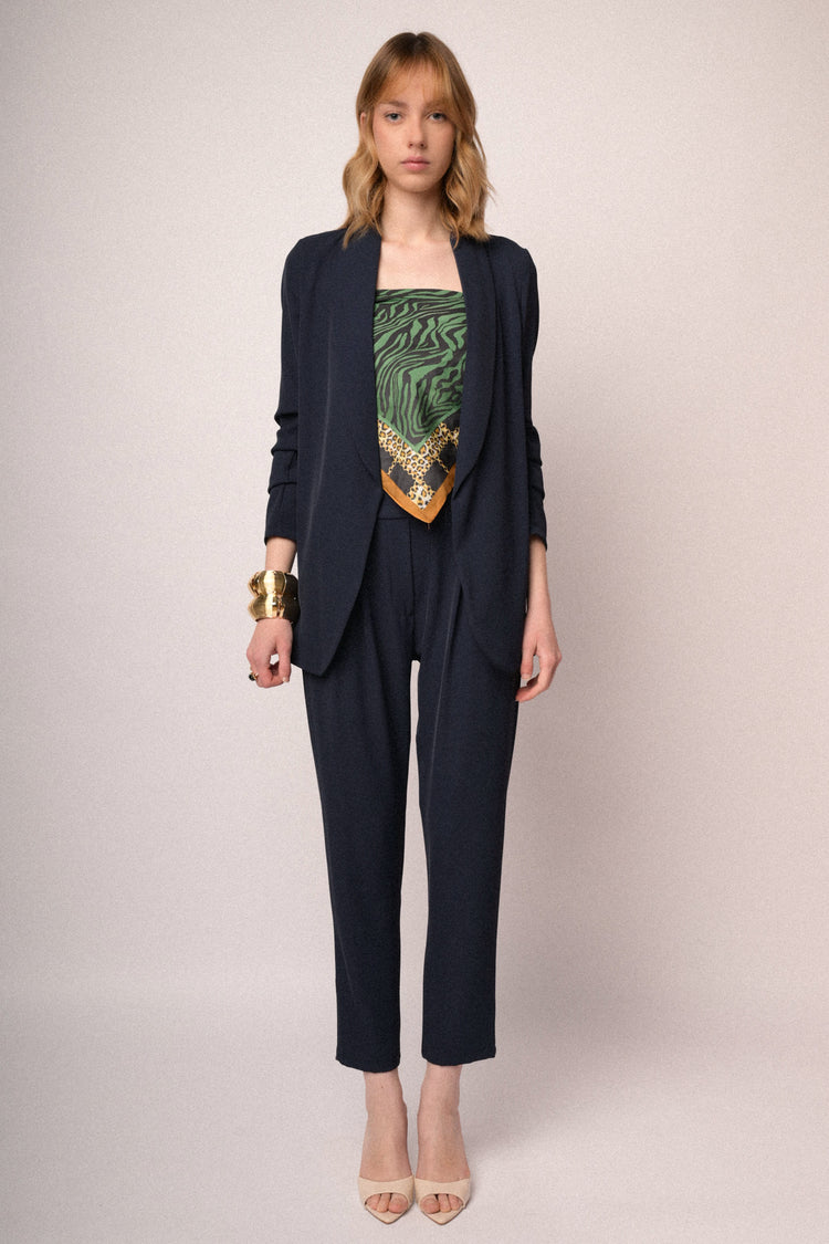 Navy blue fluid crepe pleats basic trousers