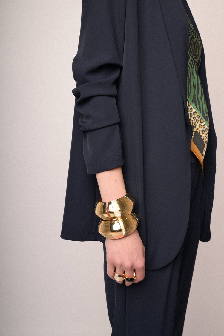 Navy blue jersey gathered sleeved blazer