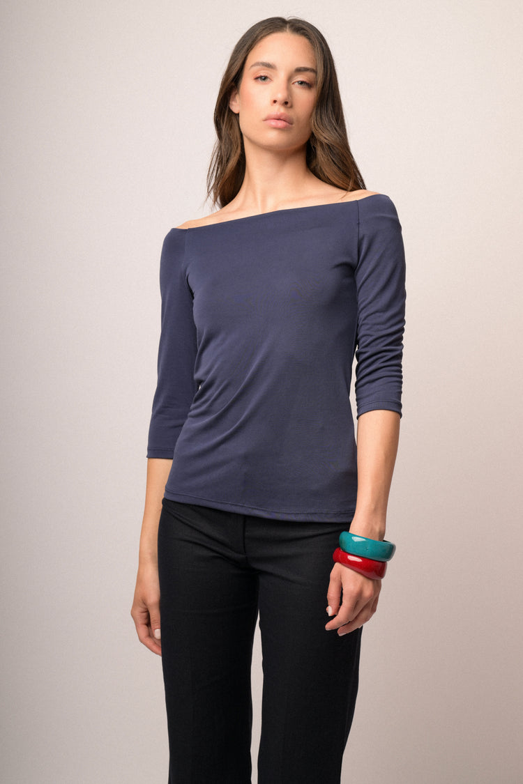 Maglia con scollo shiffer