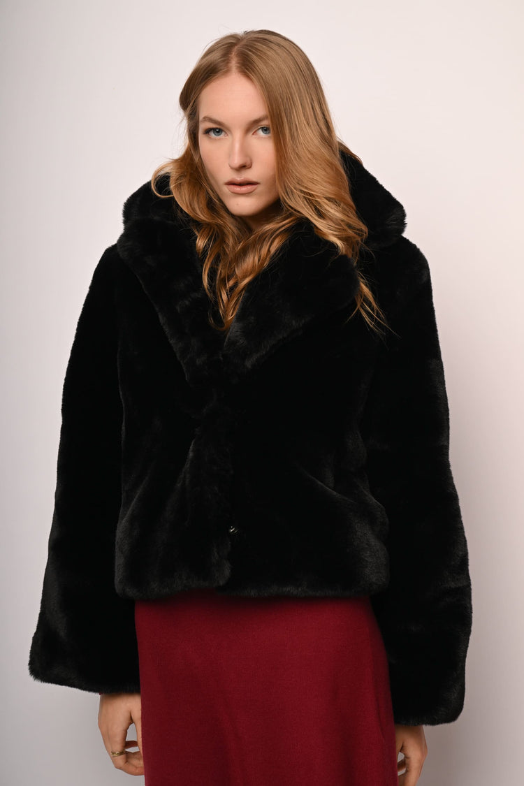 Faux fur short jacket