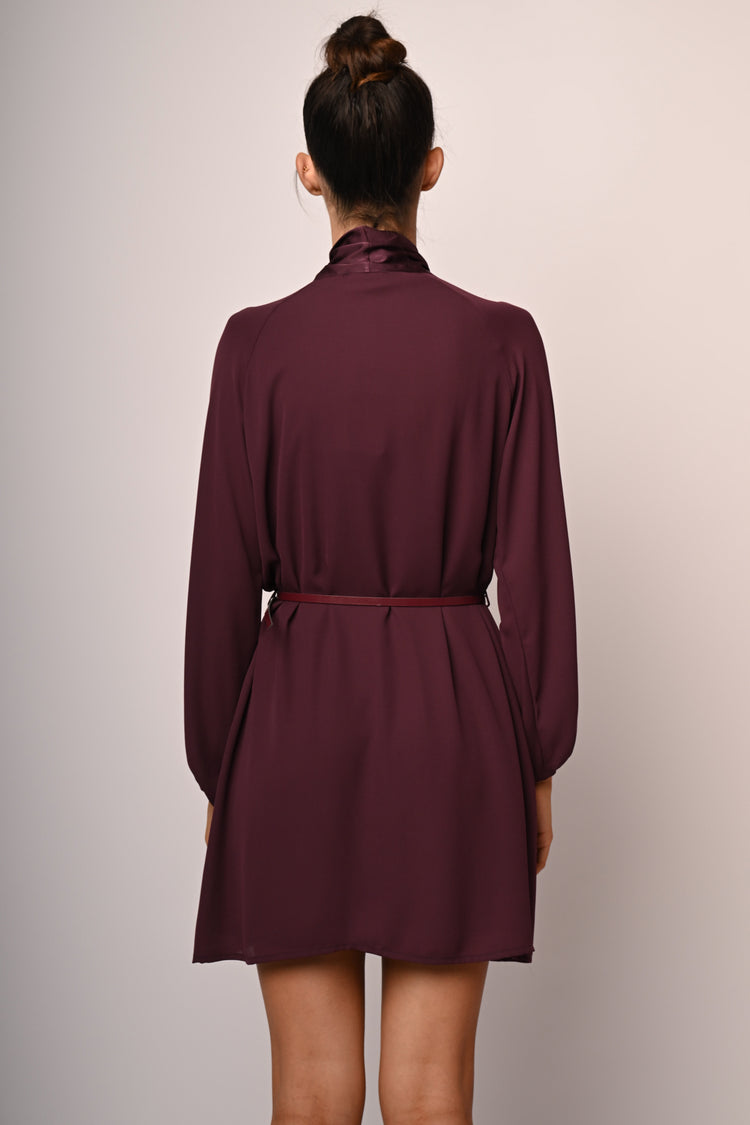 Pussy-bow-neck and belt dress