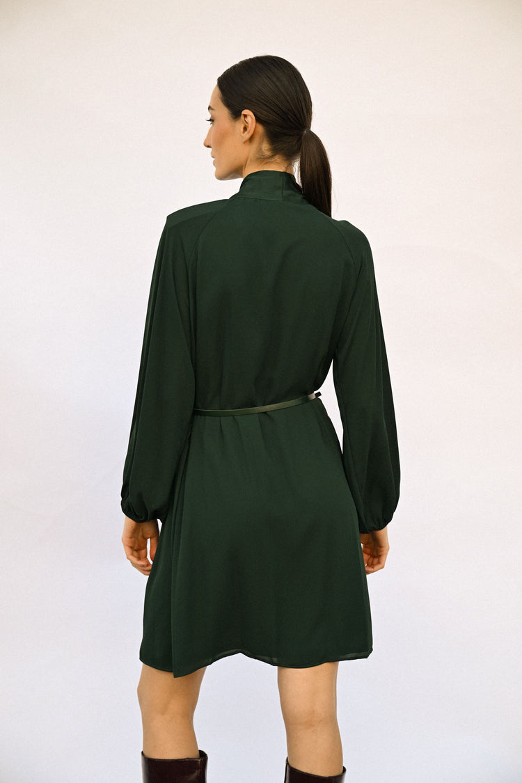 Pussy-bow-neck and belt dress