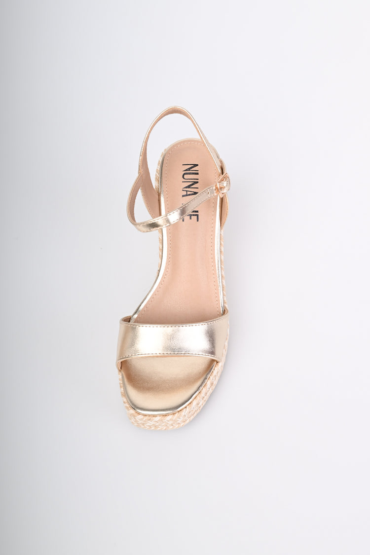 Woven wedge sandals