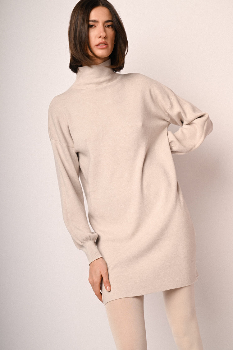 Long sleeved knit mini dress