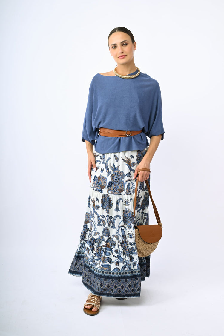 Batwing sleeves knit top