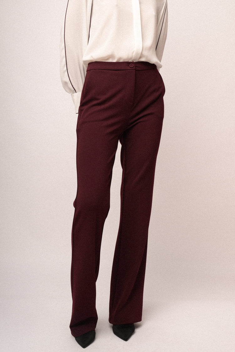 Pantaloni a zampa