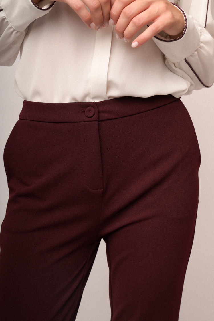 Pantaloni a zampa