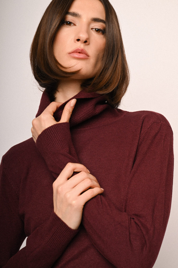 Wool-blend turtleneck
