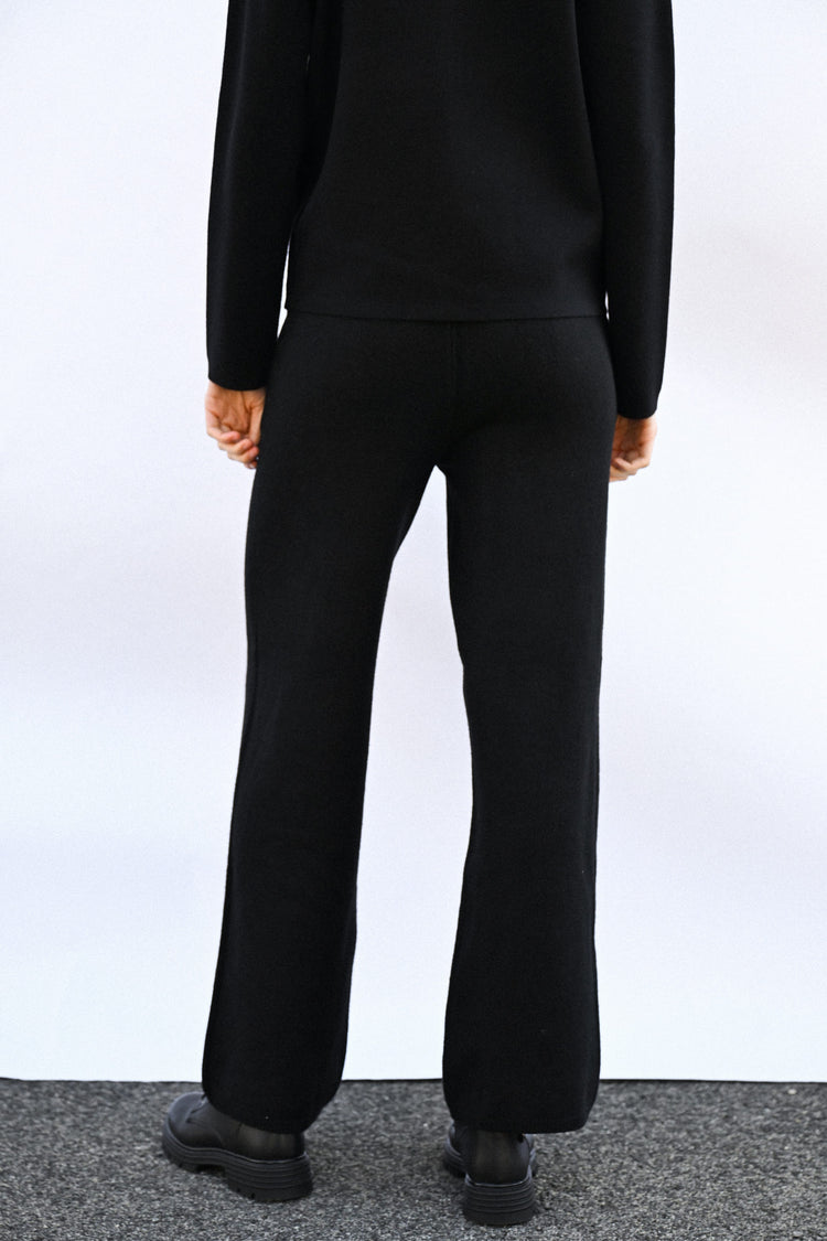 Knit wide-leg trousers