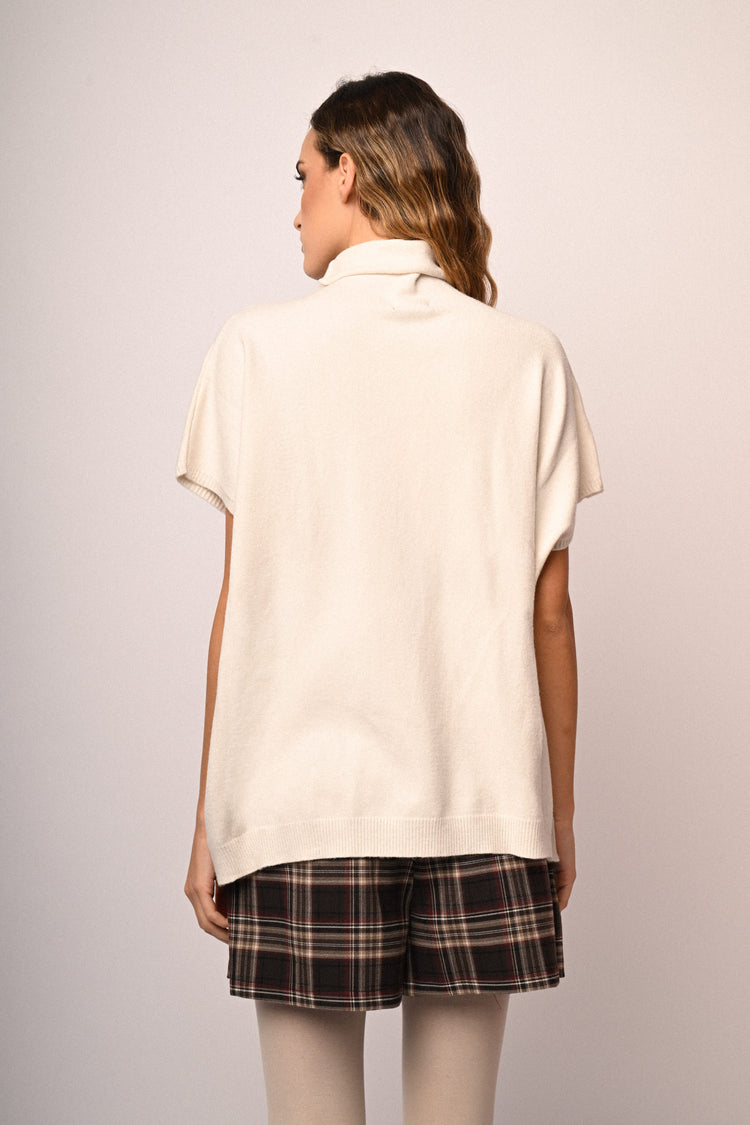 Oversized turtleneck