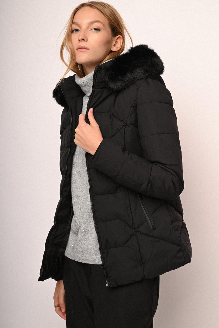 Faux fur hood short down jacket