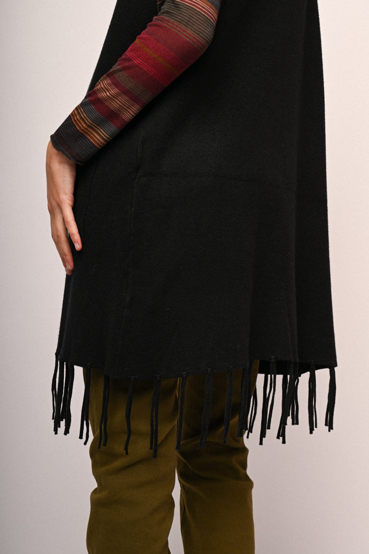 Cardigan smanicato lungo