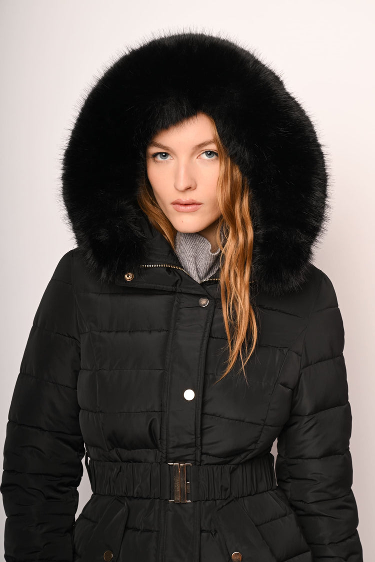 Piumino lungo con collo similpelliccia