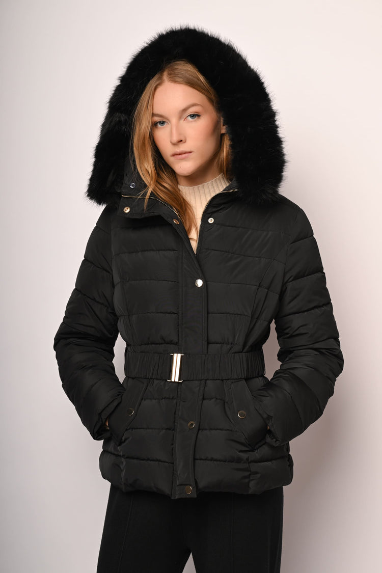 Piumino corto con collo similpelliccia