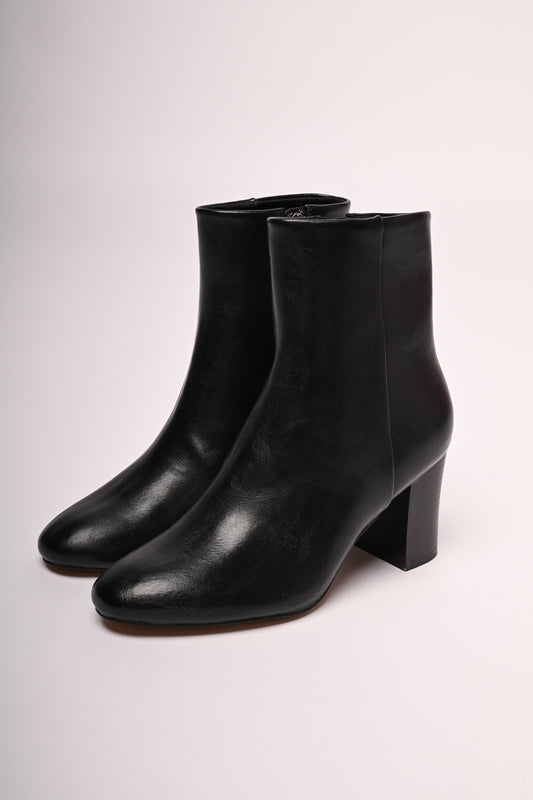 Block heel ankle boots