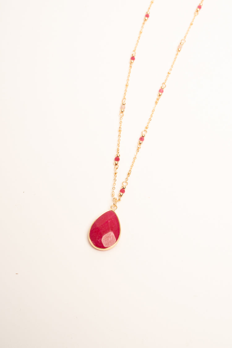 Fuchsia drop pendant necklace