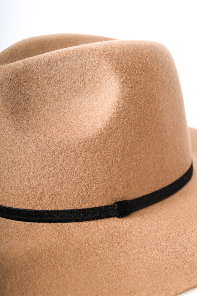 Wide brim fedora hat