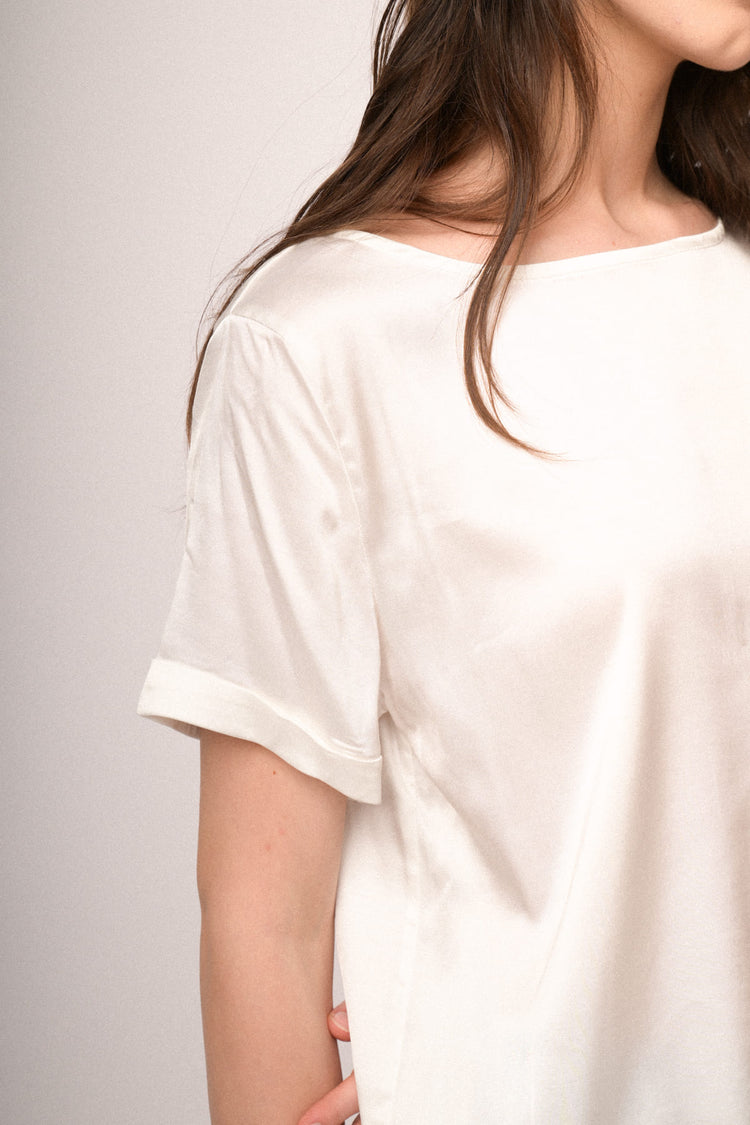 White satin viscose t-shirt