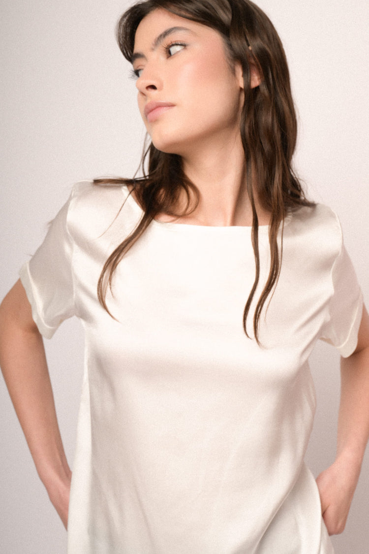 White satin viscose t-shirt