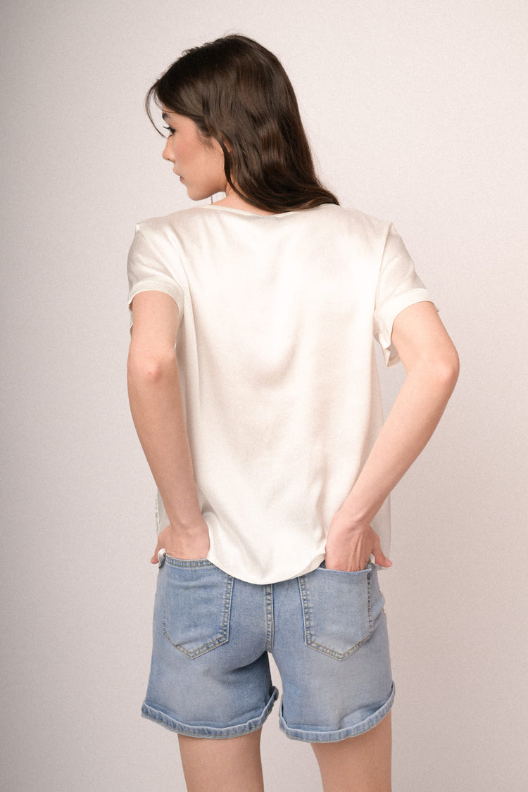 White satin viscose t-shirt
