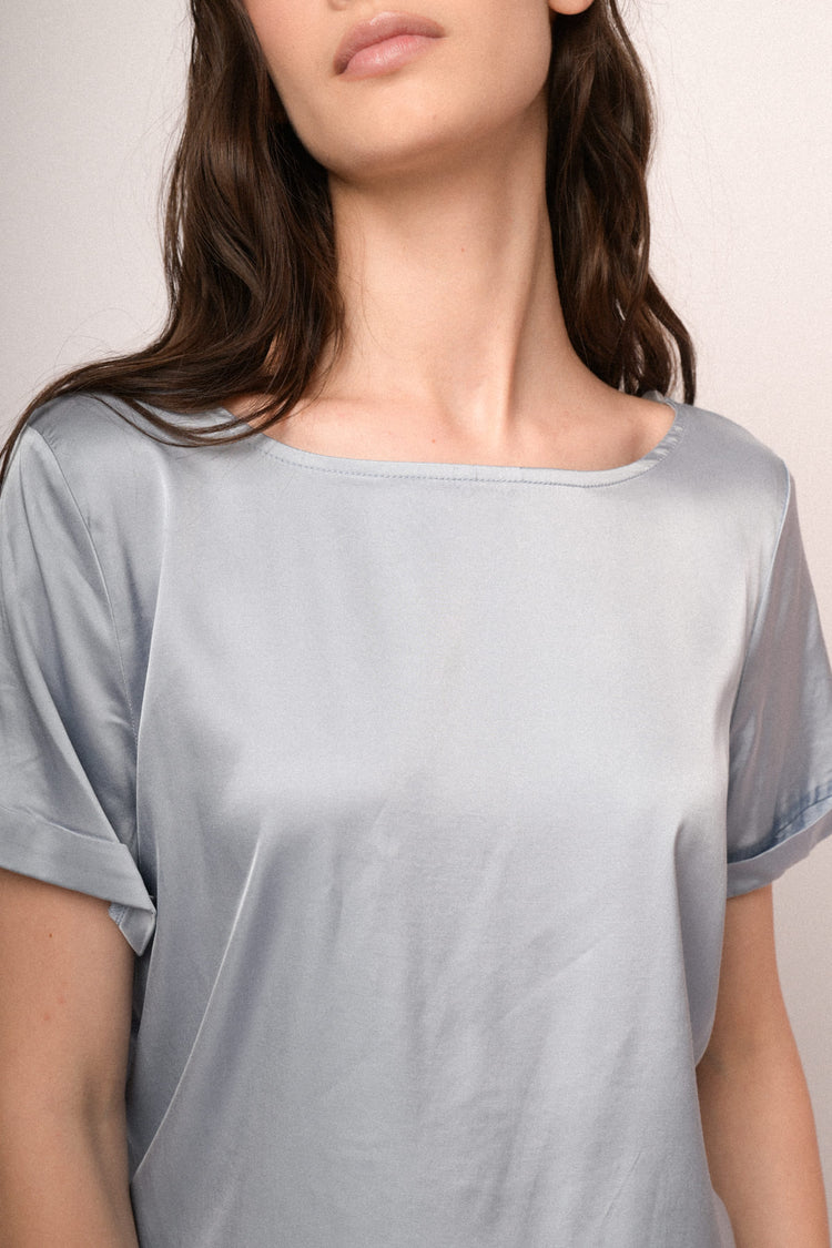 Sky blue satin viscose t-shirt