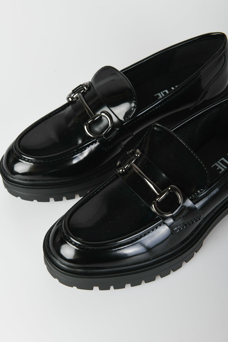 Buckle loafers