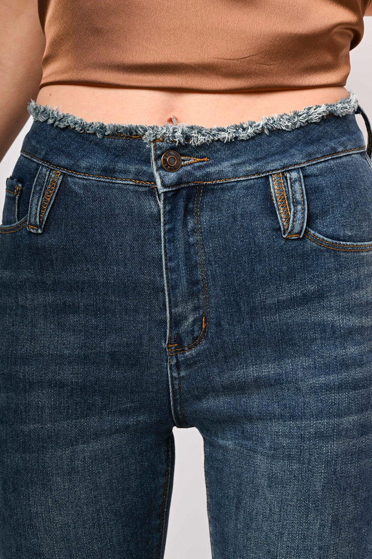 Frayed waistband jeans