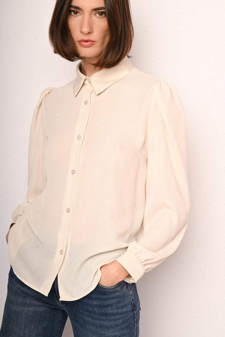 Satin collar shirt