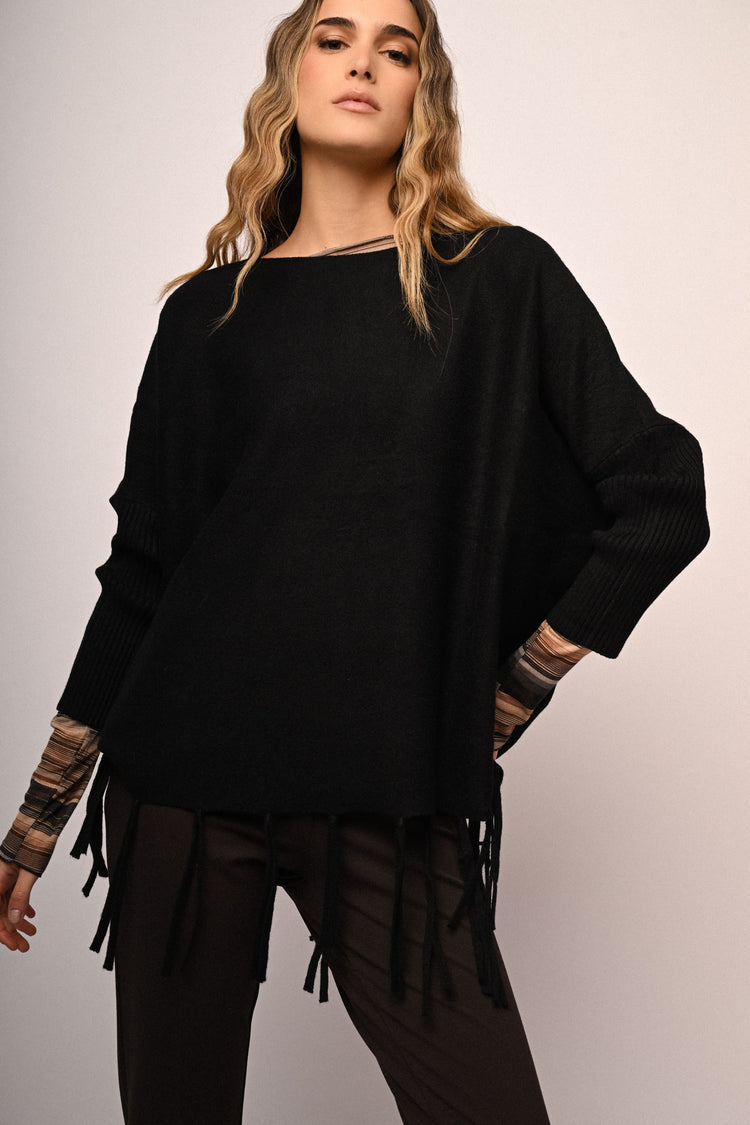 Fringed hem sweater