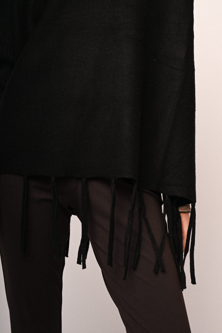 Fringed hem sweater