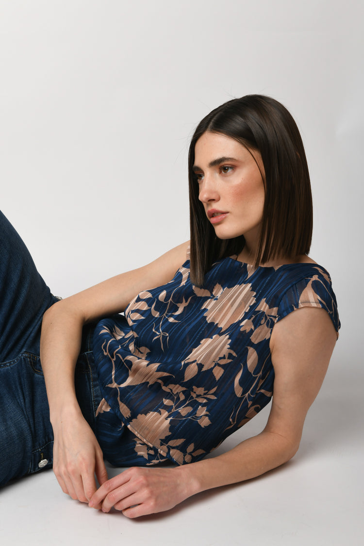 Floral print doubled top