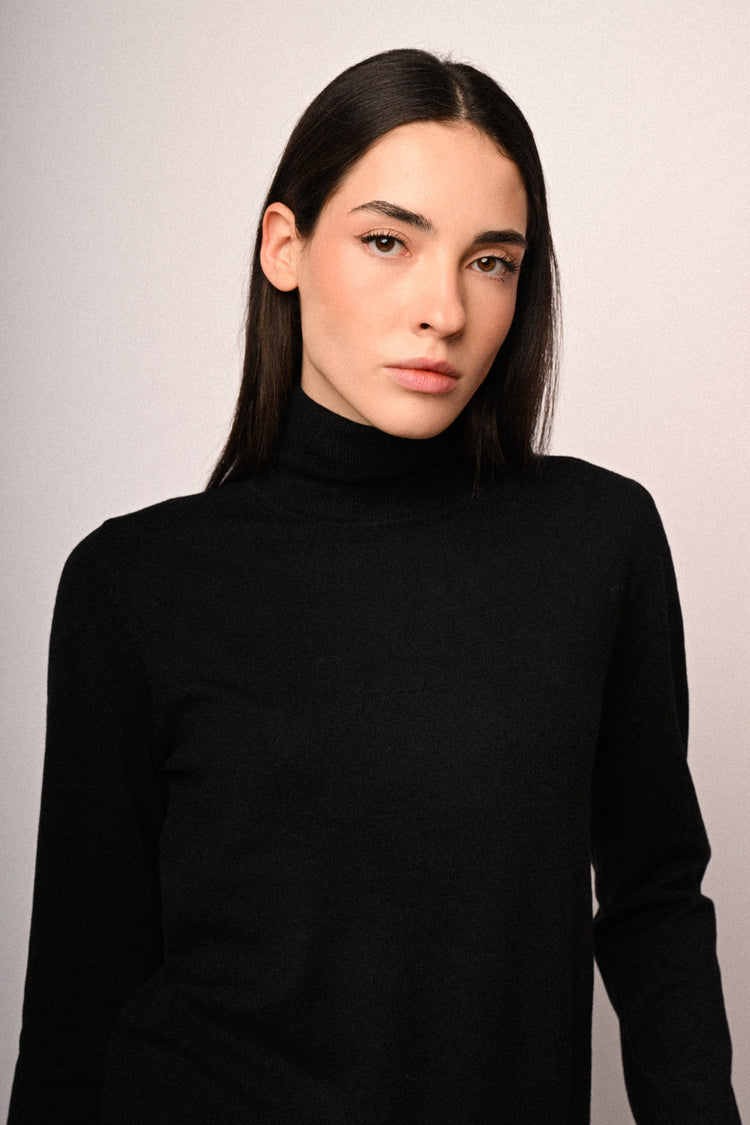 Viscose-blend basic turtleneck