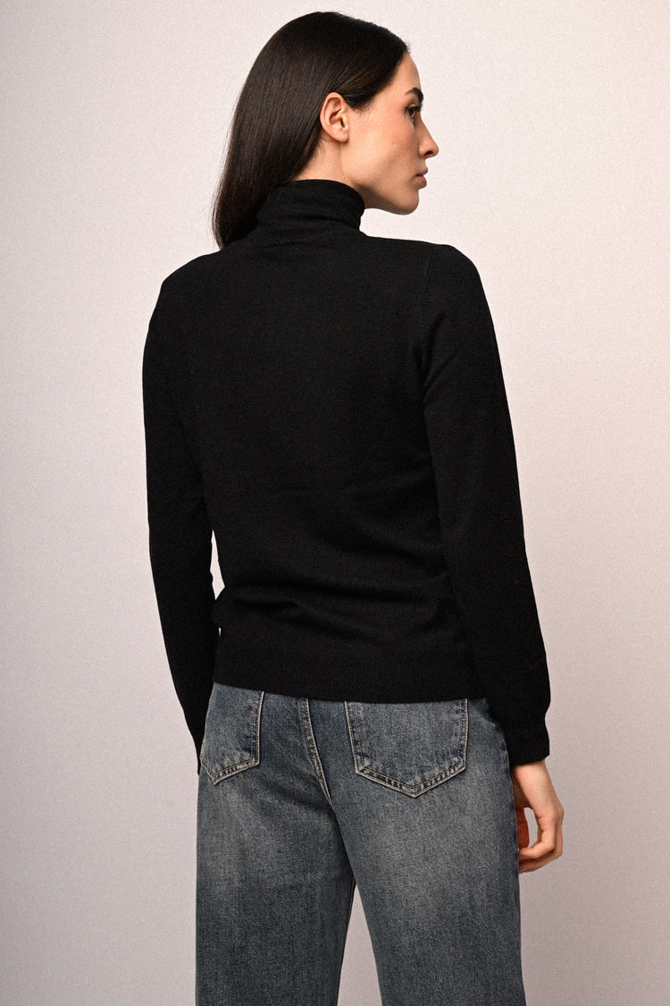 Viscose-blend basic turtleneck