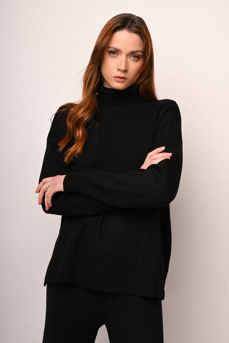 Oversized turtleneck