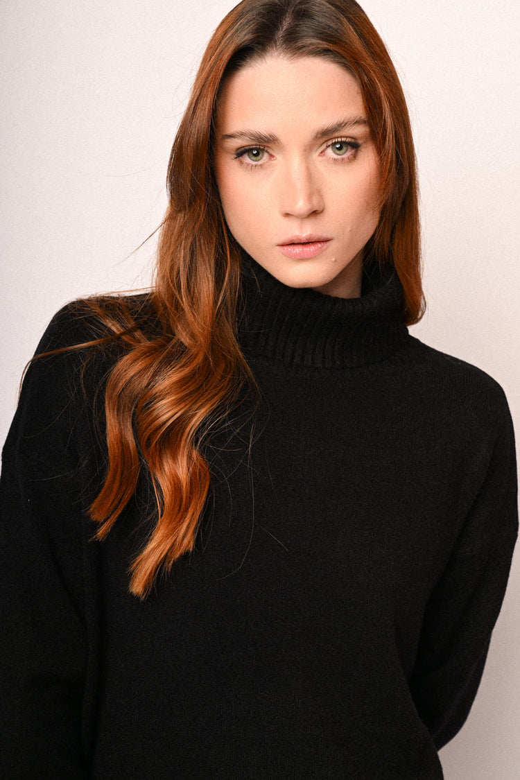 Oversized turtleneck