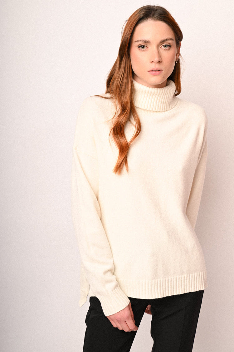 Oversized turtleneck