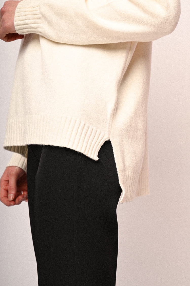 Oversized turtleneck