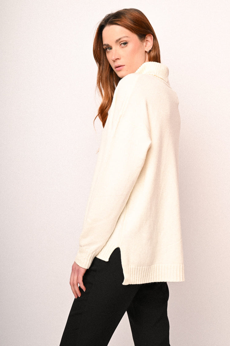 Oversized turtleneck