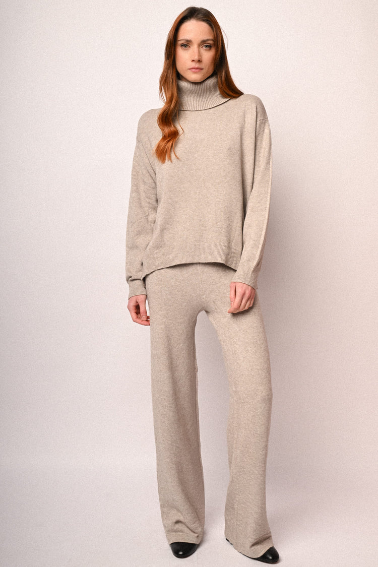 Oversized basic turtleneck