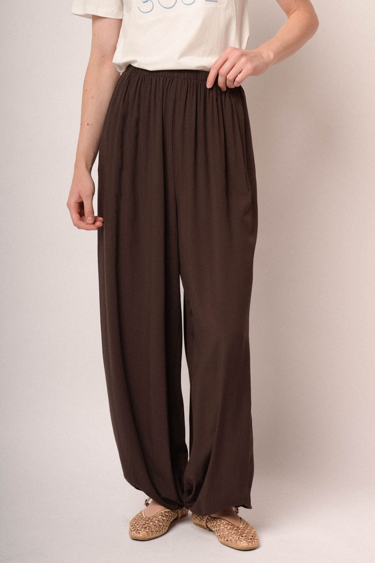 Pantaloni harem