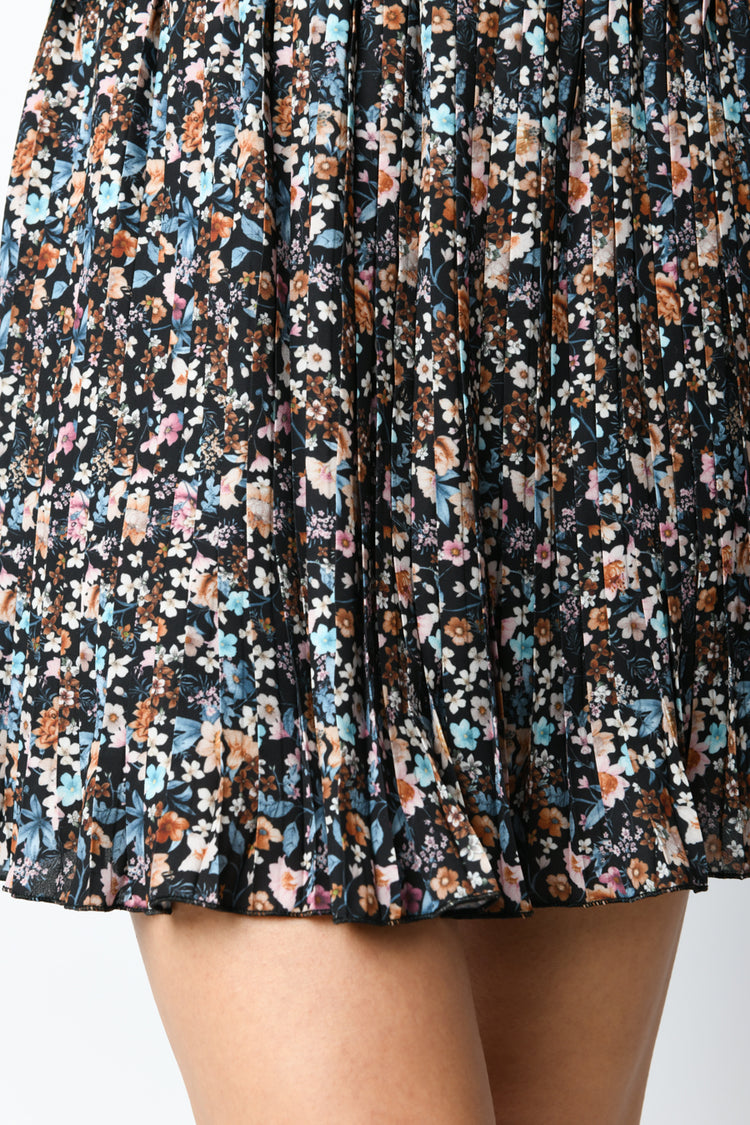 Micro floral print miniskirt