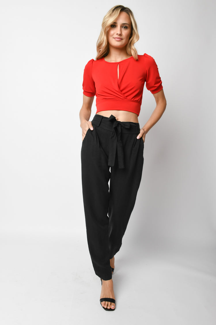 Belted baggy trousers