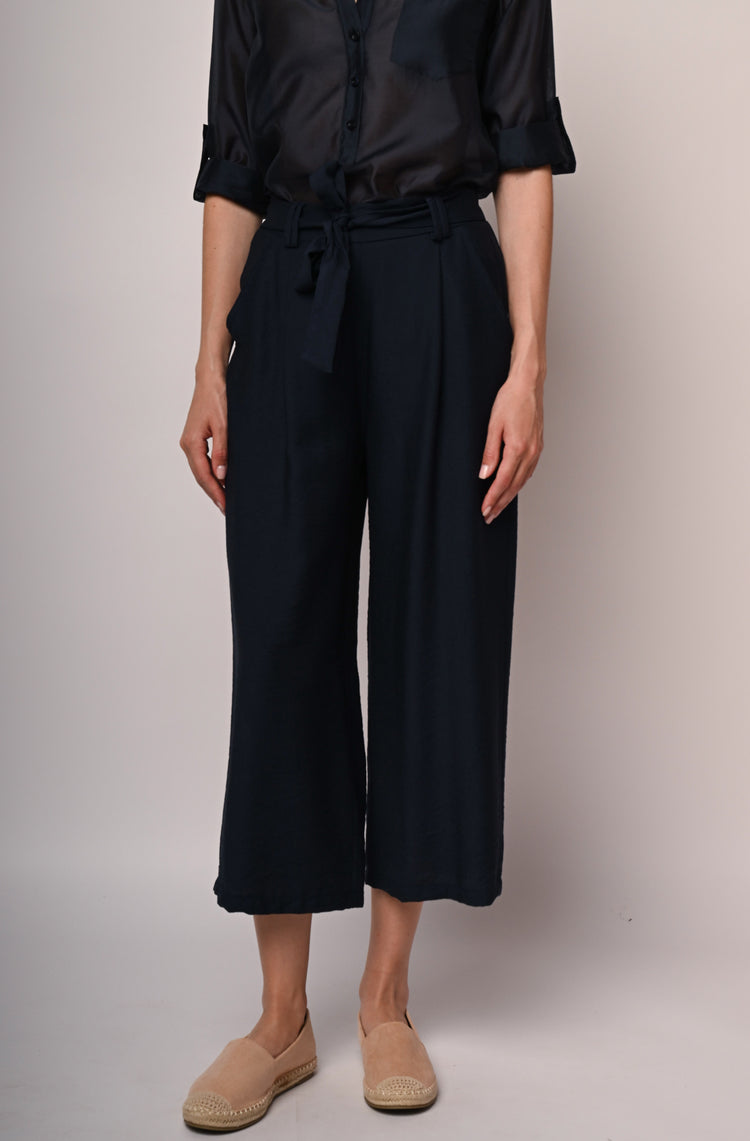 Belted viscose-blend trousers