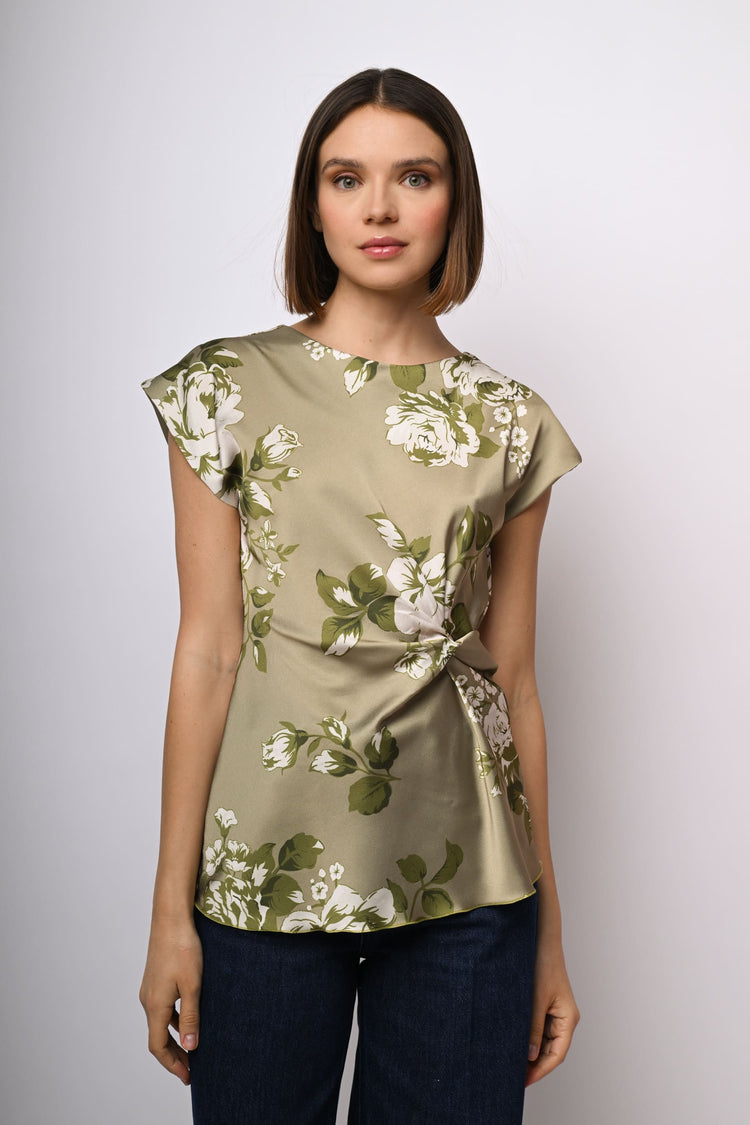 Floral print and knot top
