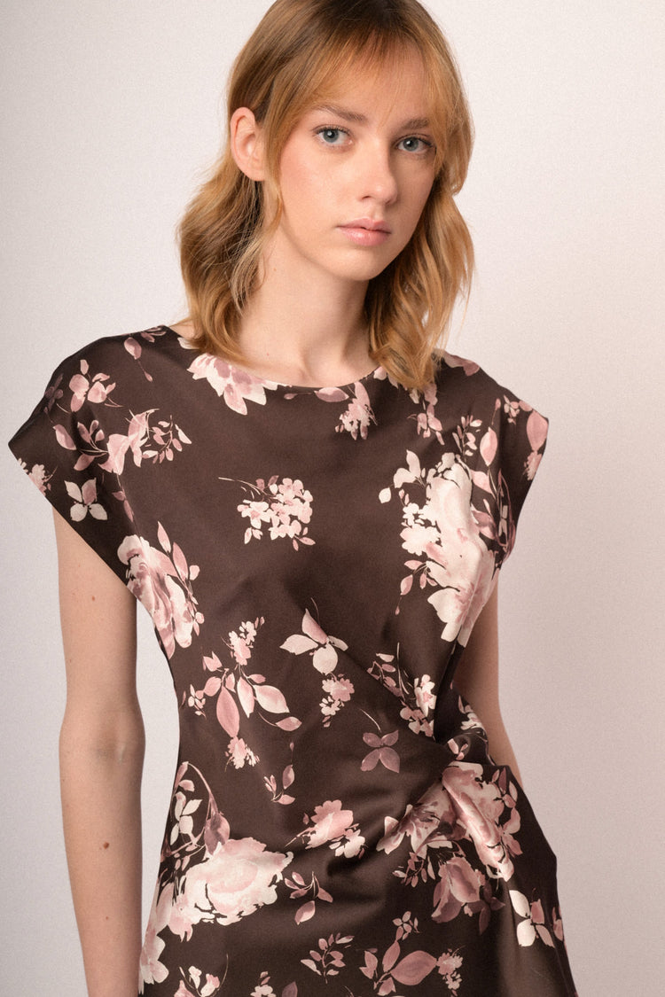 Floral print chocolate satin t-shirt