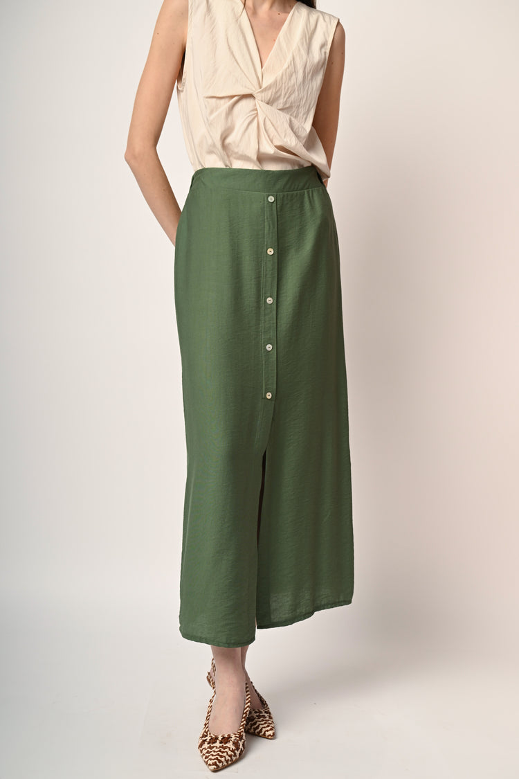 Long placket skirt