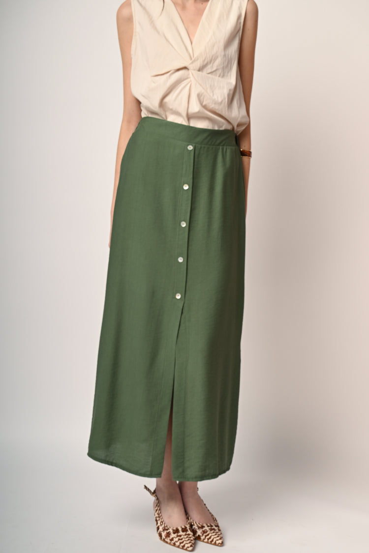 Long placket skirt