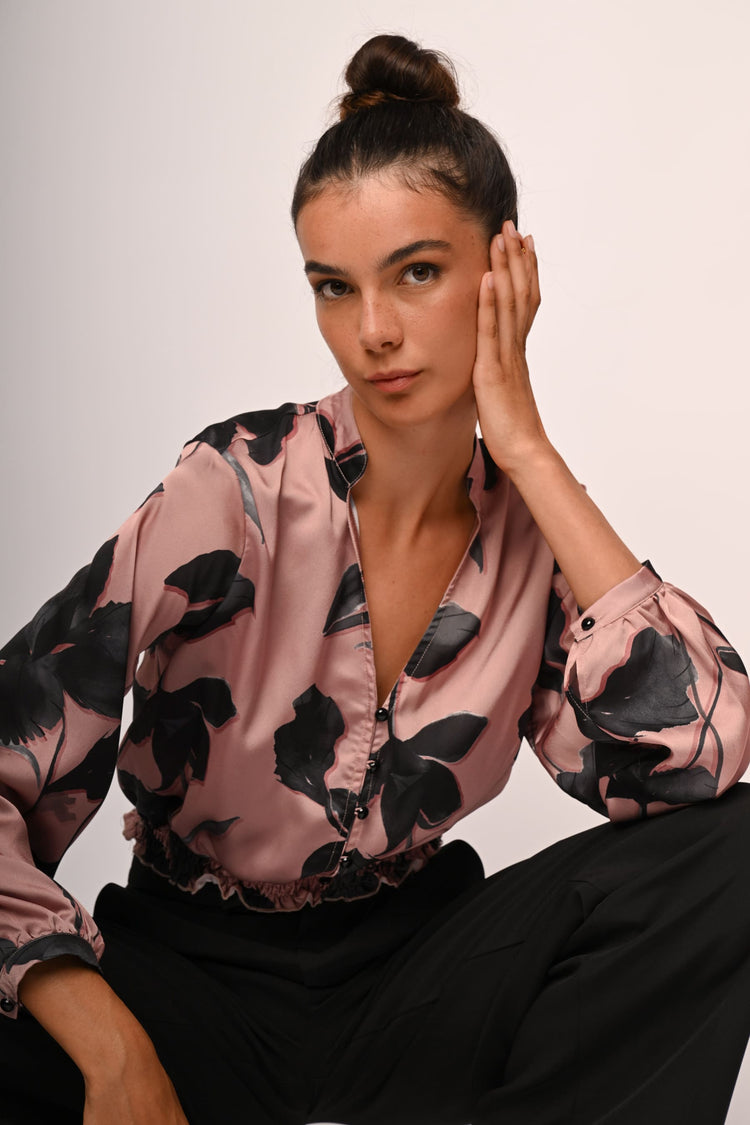 Floral print satin cropped shirt